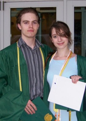 1927732_517377090106_4260_n